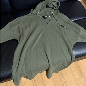 Calvin Klein Women's Olive V-Neck Sweater